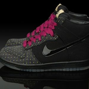 Nike Dunk Hi Premium High Top Sneakers Womans